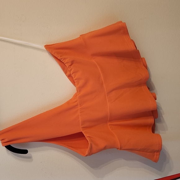 Venus peplum crop top - Picture 2 of 5